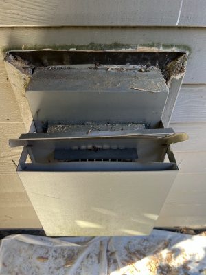 In July 2025, Pearl Painters in Portland found a Feldon vent box removed during painting, exposing gaps and damage.